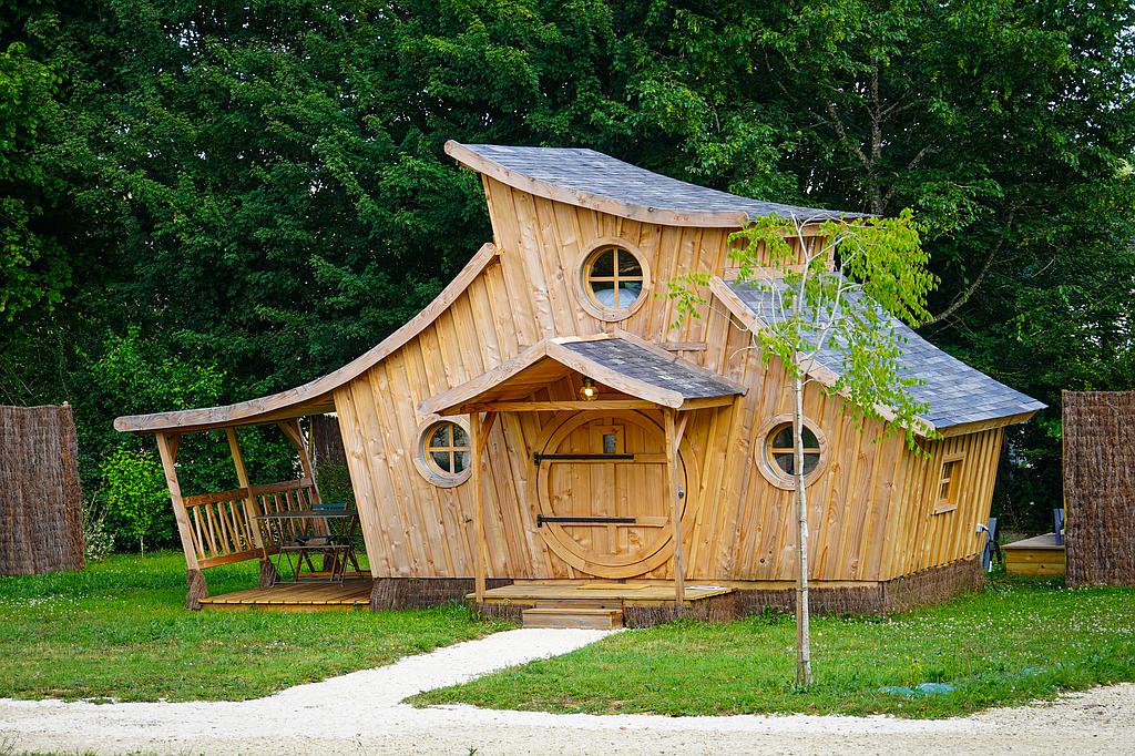 L'Orée des 4 Chemins - Hébergements insolites en Bourgogne & Spa · Fontenoy, Bourgogne
